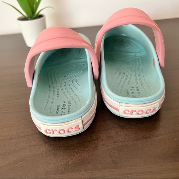 Crocs - Picture 10 of 10